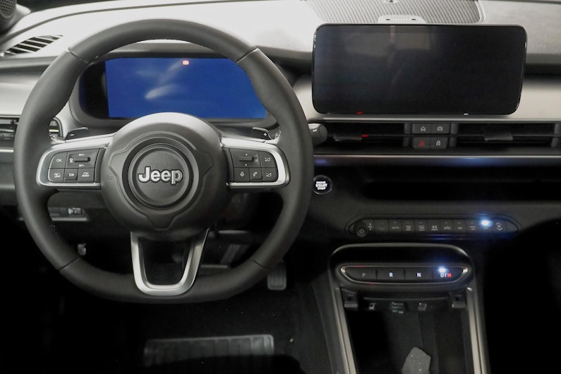 Vehicle image JEEP AVENGER