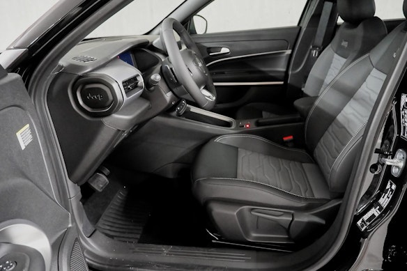 JEEP Avenger 1.2 MHEV Upland 4xe 2