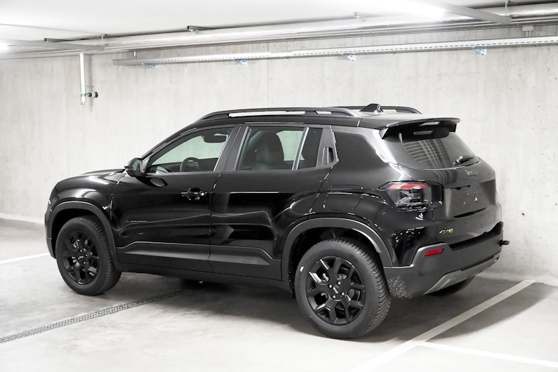 Vehicle image JEEP AVENGER