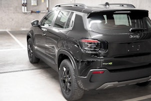 Vehicle image JEEP Avenger 1.2 MHEV Upland 4xe