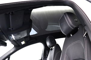 Vehicle image JAGUAR I-Pace EV400 Black AWD