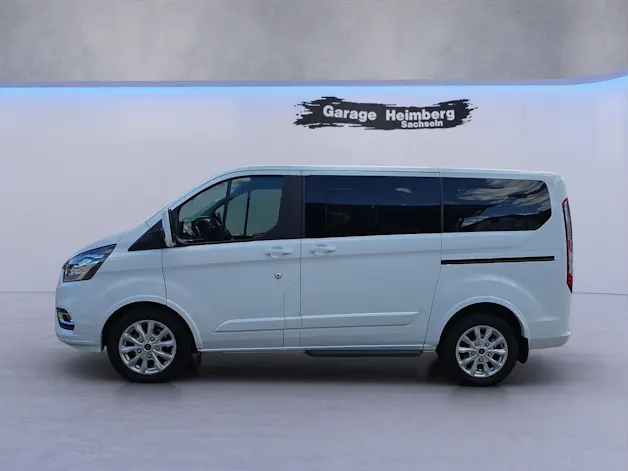 Ford Tourneo Custom 320 L1 2.0 TDCi 150PS Titanium / 8 Sitzplätze