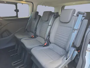 Ford Tourneo Custom 320 L1 2.0 TDCi 150PS Titanium / 8 Sitzplätze
