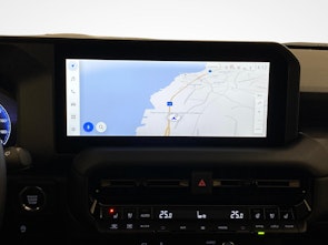 immagine del veicolo TOYOTA Land Cruiser 2.8 D 48V Invincible