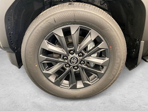 immagine del veicolo TOYOTA Land Cruiser 2.8 D 48V Invincible