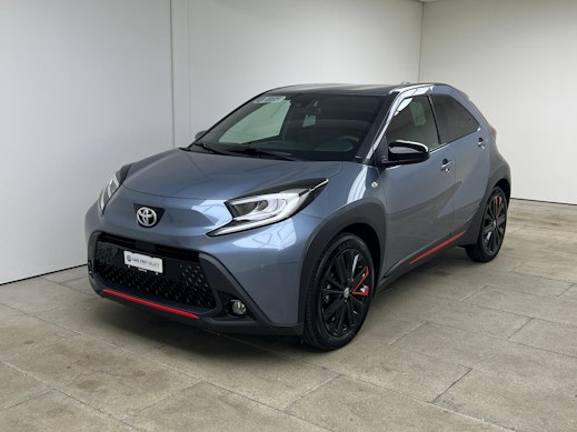 TOYOTA Aygo X 1.0 VVT-i Undercover 1