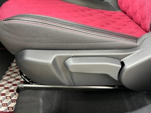 Vehicle image TOYOTA Aygo X 1.0 VVT-i Undercover