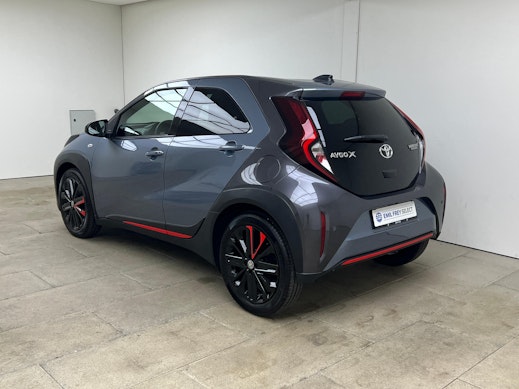 TOYOTA Aygo X 1.0 VVT-i Undercover 3