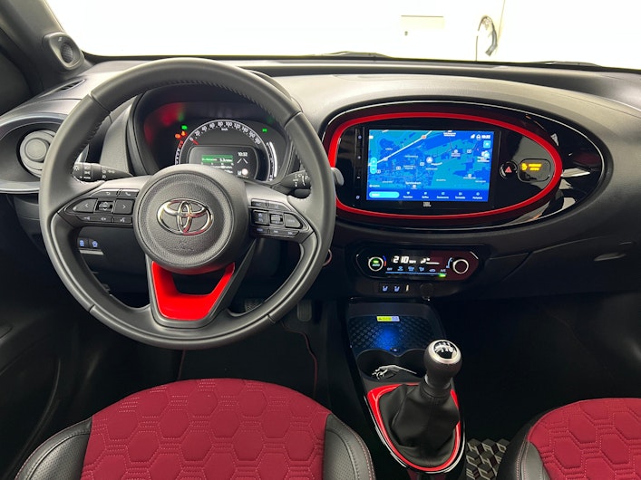 Vehicle image TOYOTA AYGO X