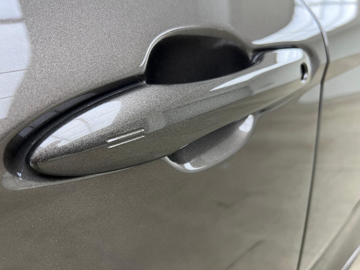 Vehicle image TOYOTA CAMRY