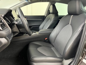 Vehicle image TOYOTA Camry 2.5 HSD Business