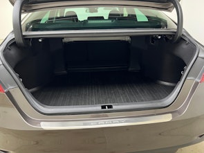 Vehicle image TOYOTA Camry 2.5 HSD Business