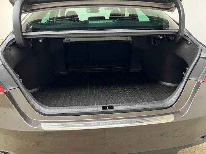 Vehicle image TOYOTA CAMRY