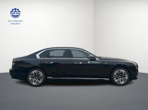 Vehicle image BMW i7 xDrive60