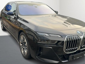 Vehicle image BMW i7 xDrive60