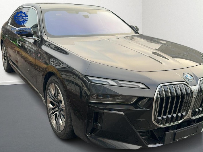 Vehicle image BMW i7