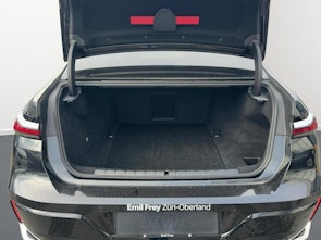 Vehicle image BMW i7 xDrive60