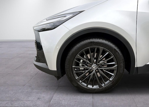 Vehicle image 2 Vehicle image 2