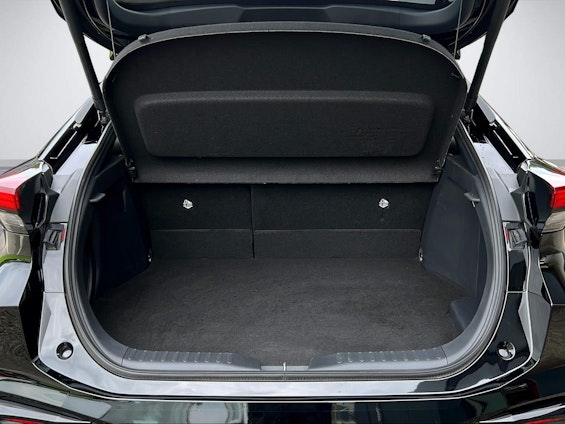 Vehicle image 5 Vehicle image 5