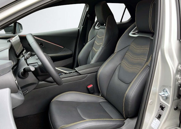 Vehicle image 14 Vehicle image 14