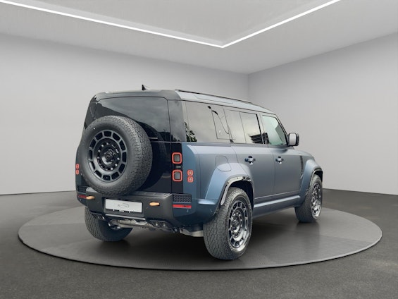 Vehicle image 3 Vehicle image 3