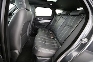 Vehicle image LAND ROVER Range Rover Velar 3.0 D I6 300 Dynamic SE