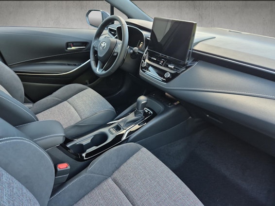 Vehicle image 11 Vehicle image 11