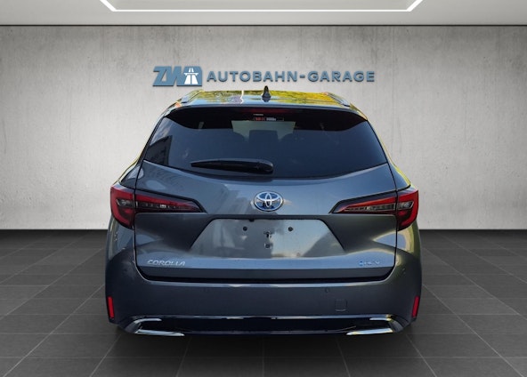 Vehicle image 3 Vehicle image 3