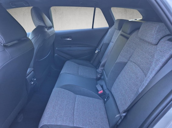 Vehicle image 12 Vehicle image 12