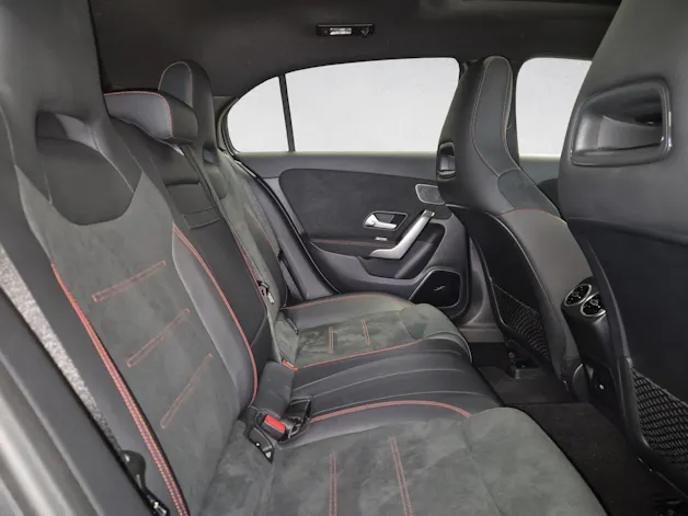 Mercedes-Benz A 250 AMG Line 4Matic
