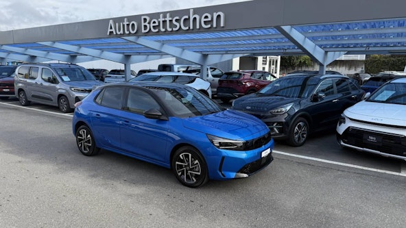 First vehicle image First vehicle image