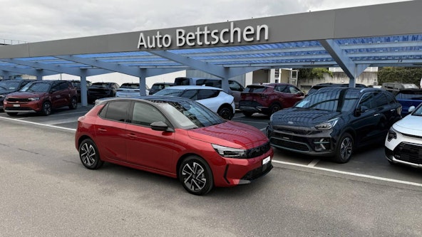 First vehicle image First vehicle image