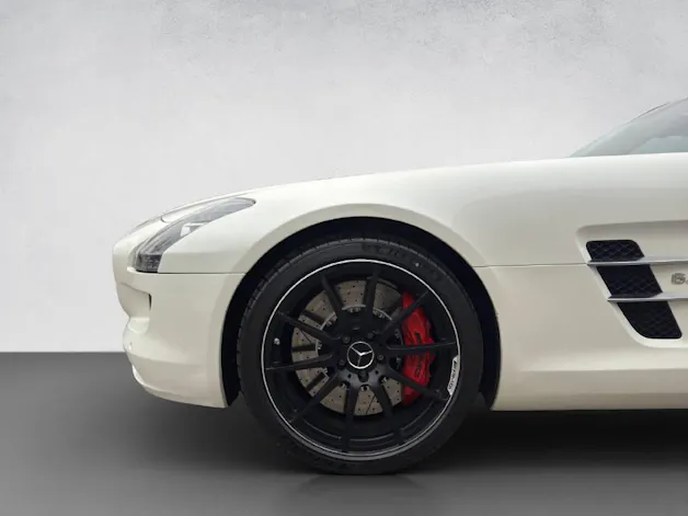 MERCEDES-BENZ SLS AMG Roadster