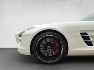 Mercedes-Benz SLS AMG Roadster