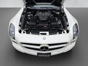 MERCEDES-BENZ SLS AMG Roadster