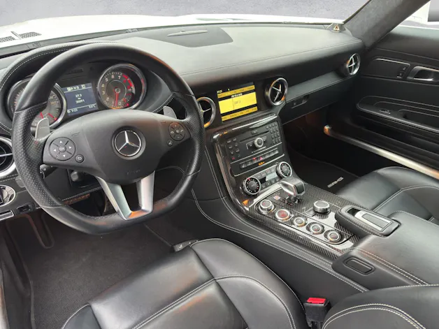 Mercedes-Benz SLS AMG Roadster