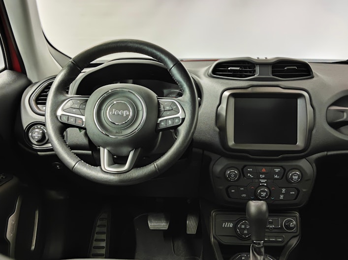 Vehicle image JEEP RENEGADE