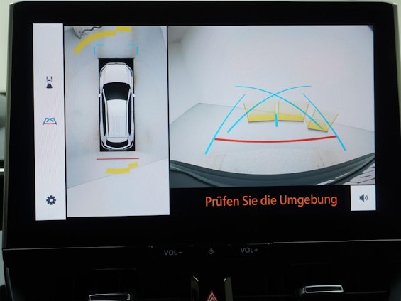 Vehicle image 15 Vehicle image 15