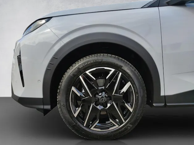 Peugeot 5008 1.2 Hybrid Allure Premium
