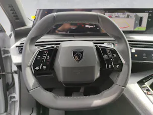 Peugeot 5008 1.2 Hybrid Allure Premium