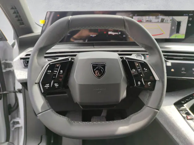 Peugeot 5008 1.2 Hybrid Allure Premium