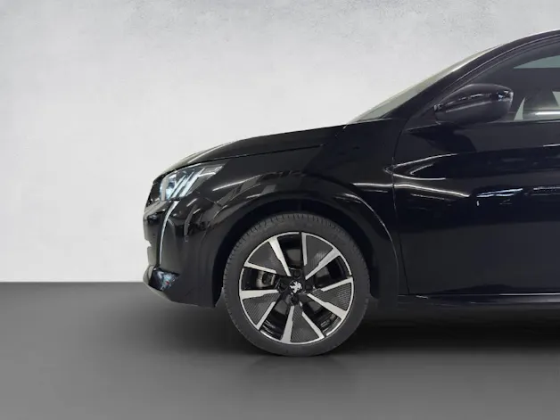 Peugeot 208 e-GT