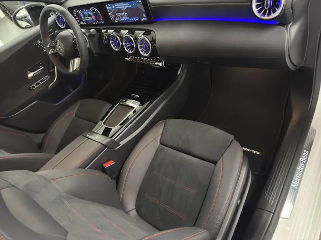 Mercedes-Benz A 250 AMG Line 4Matic