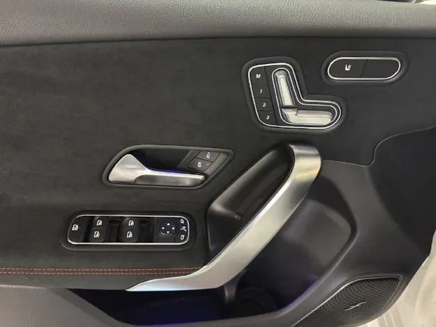 Mercedes-Benz A 250 AMG Line 4Matic