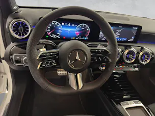 Mercedes-Benz A 250 AMG Line 4Matic