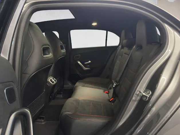 Mercedes-Benz A 250 AMG Line 4Matic