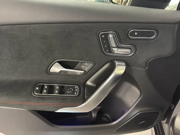 Mercedes-Benz A 250 AMG Line 4Matic