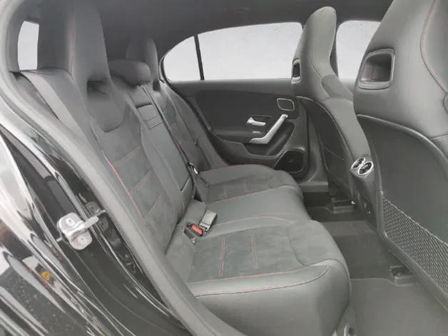Mercedes-Benz A 250 e AMG Line EQ Star