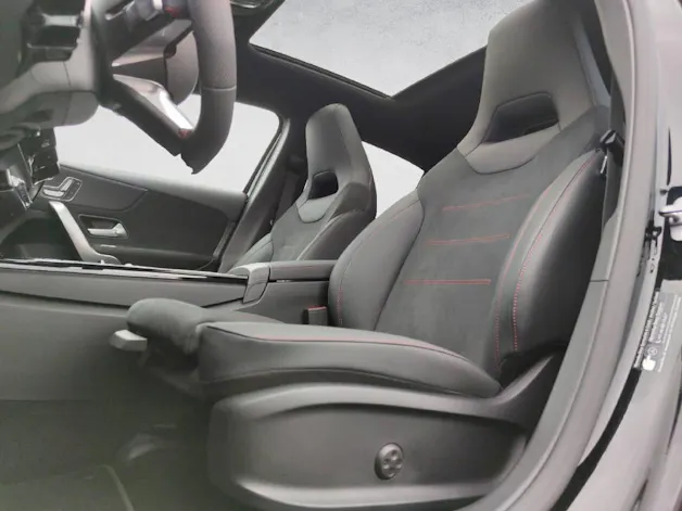 Mercedes-Benz A 250 e AMG Line EQ Star