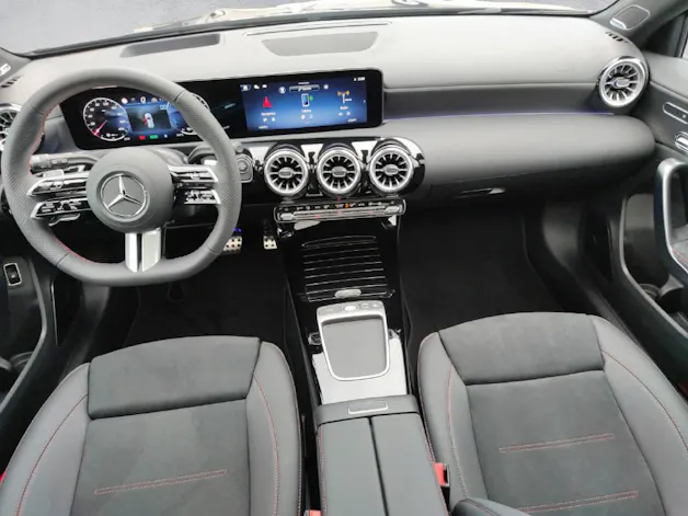 Mercedes-Benz A 250 e AMG Line EQ Star